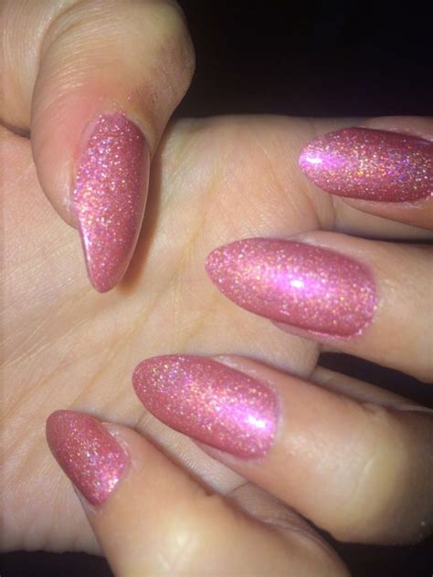 Pin by lís pérsila moura on Esmalte | Shiny nails designs, Beautiful ...
