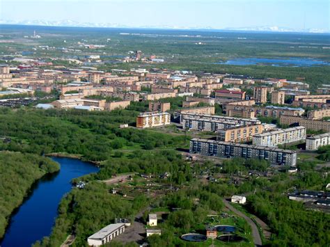 Карта Инты с улицами на спутниковой карте онлайн