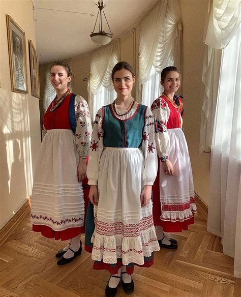 Russian Folk🇷🇺 | Этнические наряды, Наряды, Фольклорный стиль
