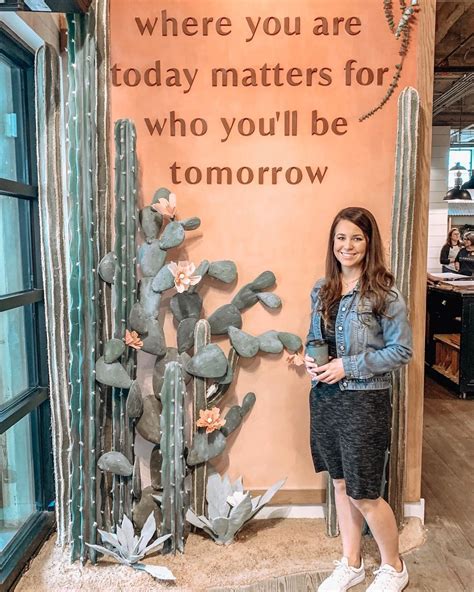 Is Jana Duggar Married? Relationship Status Details | In Touch Weekly