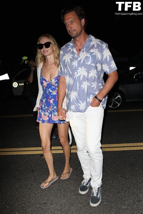 Heather Graham Sexy (43 Photos) - Sexy e-Girls🔞