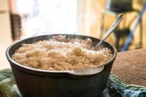 3 Easy Ways To Reheat Rice: Make it Soft and Fluffy Again - Fitibility