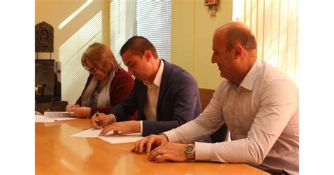 Уредиха здравните работници в пловдивския район "Западен"