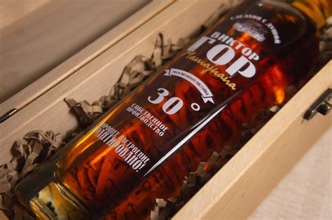 Подарочные бутылки с коробкой на заказ