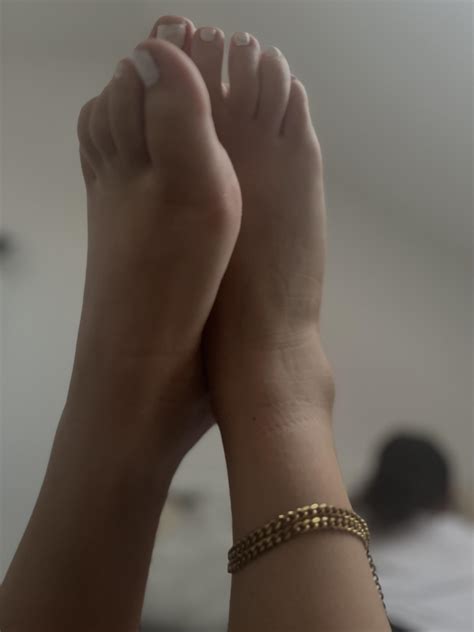 Hey😘 : u/Hannah_Love_Foot