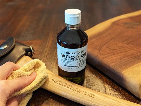 wooden knife handle oil