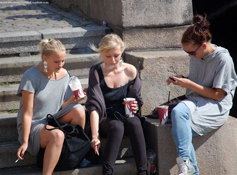 This One Thing About Candid Girls Will SHOCK You Image 7