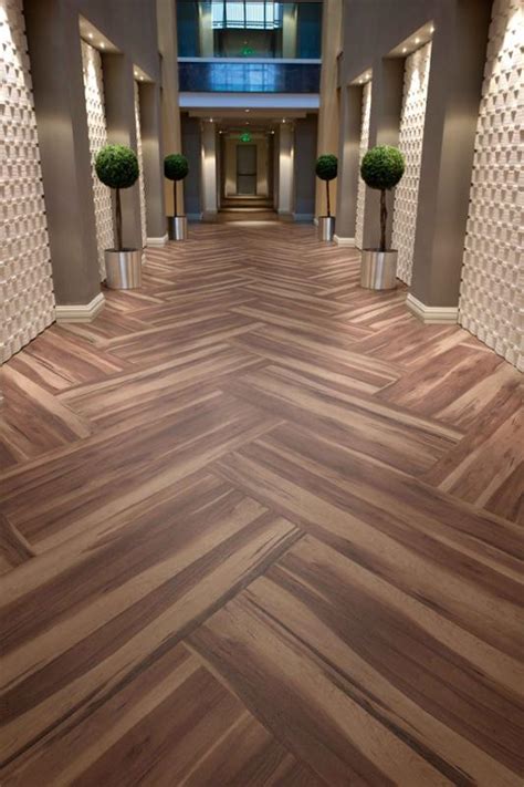 Монтаж на PVC настилки на добри цени — CarpetMax