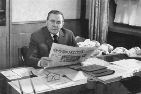 Андрей Громыко - биография, личная жизнь, карьера, фото и последние ...