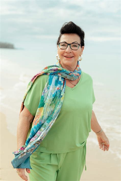 Kampf der Realitystars: Nacktshow bei RTL2! SIE zieht blank - DerWesten.de