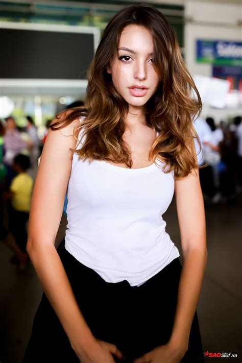 Chưa ai kịp làm gì, Celine Farach đã có những hành động này với Phở Đặc