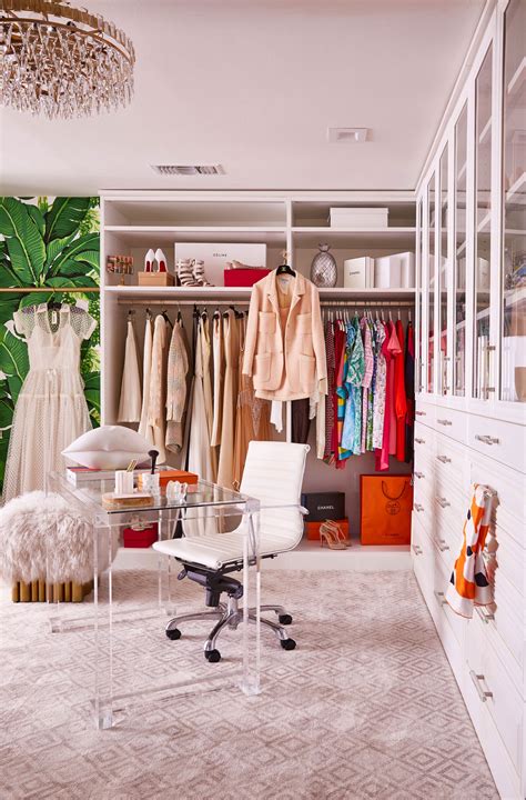21 Stylish Dressing Room Ideas