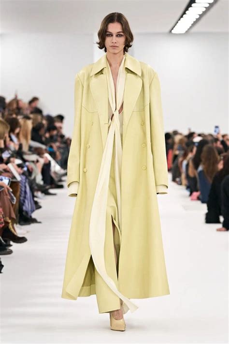 Givenchy Fall Winter 2023-2024 - RUNWAY MAGAZINE ® Official
