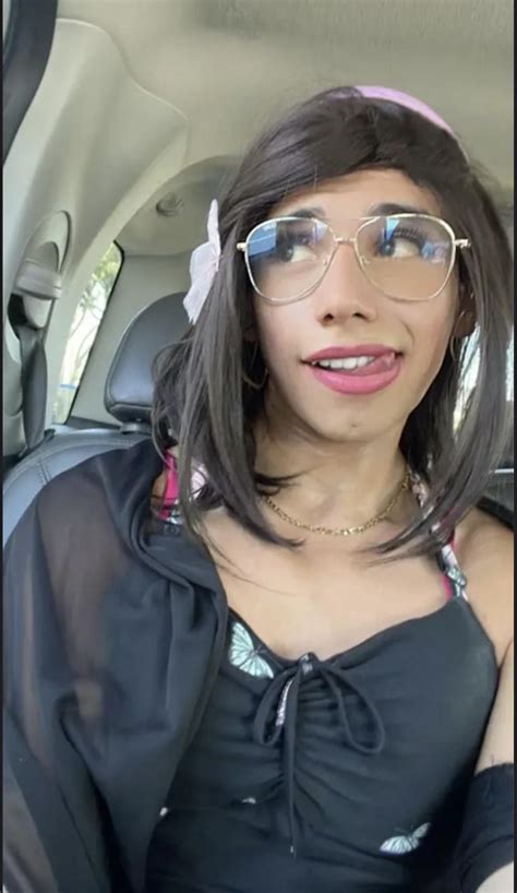 sissy looking to suck straight guys 😍, snap on my profile. LONG beach