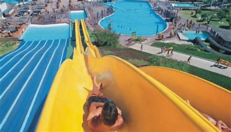 Aquopolis water attractions aquapark
