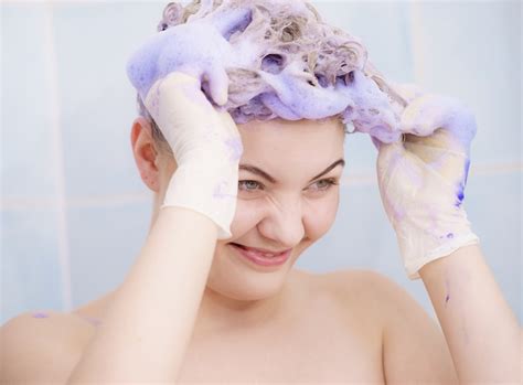 Purple Shampoo Overuse: What Are The Consequences?