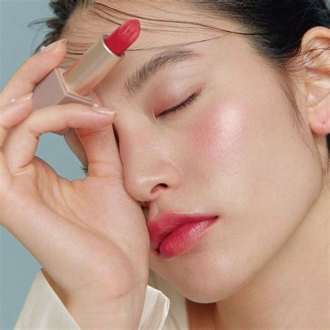 hince (@hince_official) · Instagram 照片和视频 | Beauty, Lipstick, Face