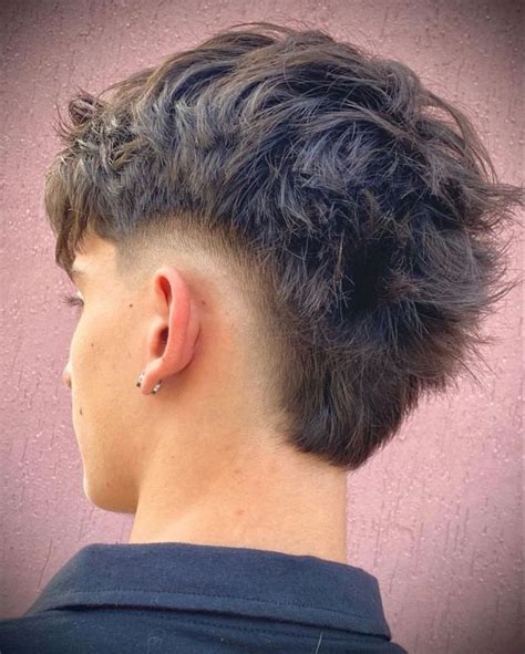 Pin by VAF | 011 on Look 💇‍♂️ | Haircuts for wavy hair, Faded hair ...