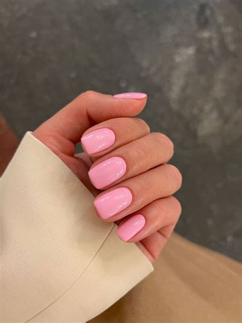 Розовые ногти | Band nails, Square nails, Nail colors