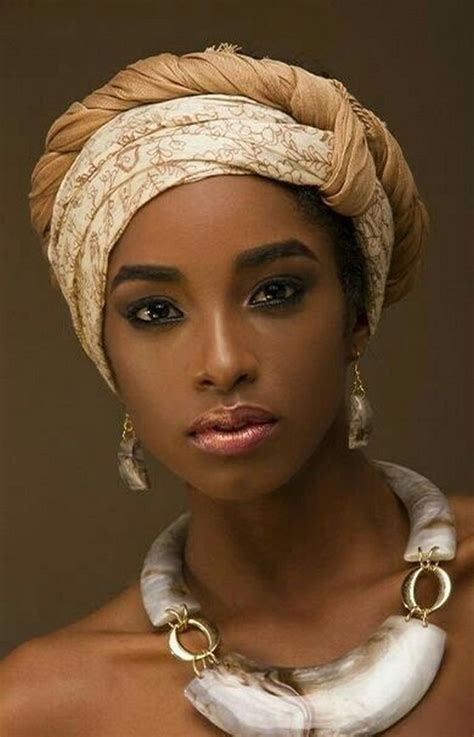 Pin by Люда on люди, лица, красота. | Head wraps, Beautiful black women ...