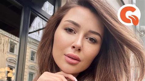 Анна Заворотнюк поздравила бабушку с днем рождения