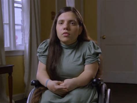 Natalia Graces boyfriend Neil helped her leave the Mans family — here