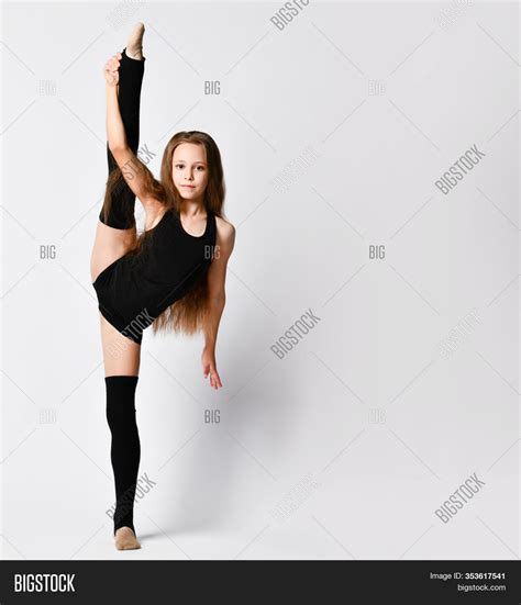 Long-haired Gymnast Image & Photo (Free Trial) | Bigstock