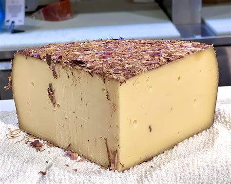 Alp Blossom, quarter wheel : r/Cheese