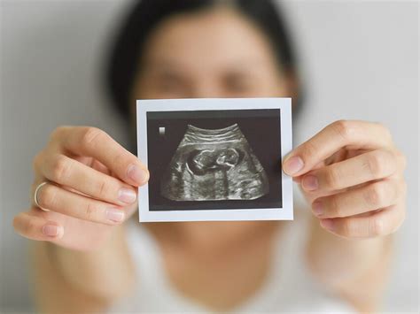 Chinese gender predictor chart and calendar tool | BabyCenter