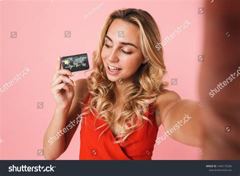 768 Selfie Holding Card Stock Photos, Images & Photography | Shutterstock