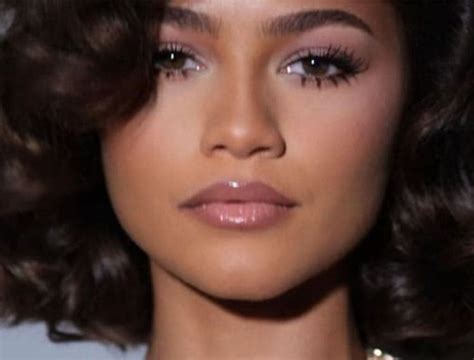 zendaya estilista detalha quando deve acontecer casamento da atriz
