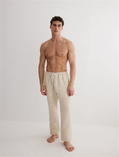 Lao Super Nude Model