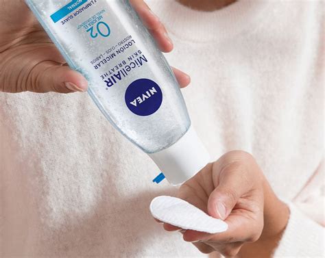 ¿Cuál es la diferencia entre tónico y agua micelar? | NIVEA
