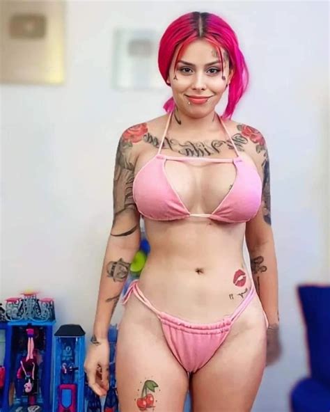 The Karely Ruiz OnlyFans Saga: Will She Ever Return? Image 12