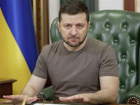 Зеленский намерен изменить стратегию войны против России и провести на ...