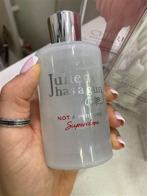 JULIETTE HAS A GUN SUperdose 12ml sample | Kaufen auf Ricardo