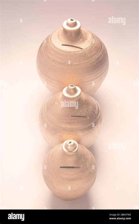 gullak,indian rupees Stock Photo - Alamy