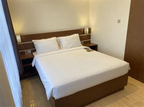 JJ Virgo Hotel (Индонезия Bajawa) - Booking.com