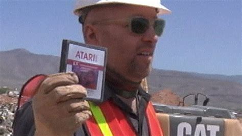 Those Old 'E.T.' Atari Games Dug Up in New Mexico Desert Sold For $108K ...