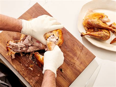 How to Carve a Turkey for Thanksgiving Dinner | Saveur