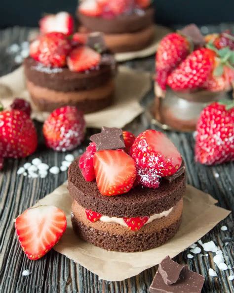 chocolate mousse cakes  delightful indulgence