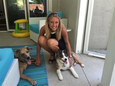 Dawn Davenport's feet