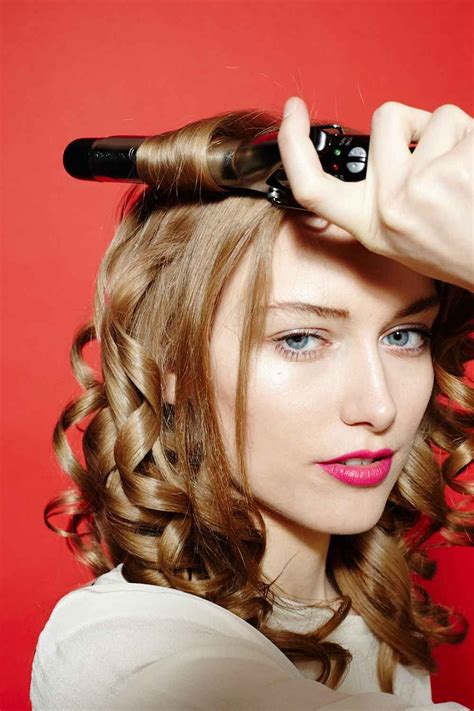 how to make your hair curly with a curling iron
