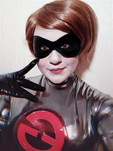 Elastigirl Cosplay by Le_Atlass : r/CosplayNation
