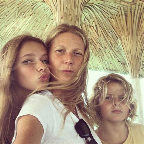 Gwyneth Paltrow jokes having young kids 'ruins' a marriage