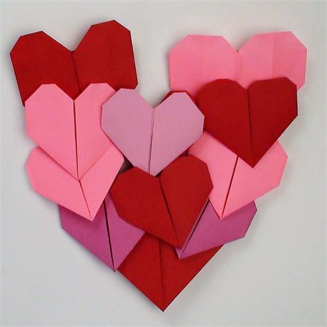 How To Fold Notebook Paper Into A Heart - Learn how to make a paper ...