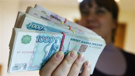 Новогодняя премия. Кому больше всего заплатят перед праздниками