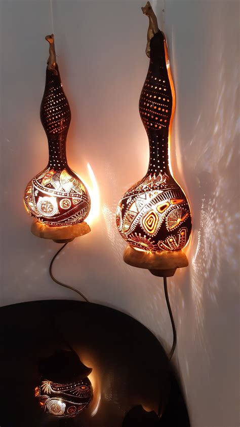 Бра. Лагенария. Резьба. | Gourds crafts, Gourd art, Painted gourds