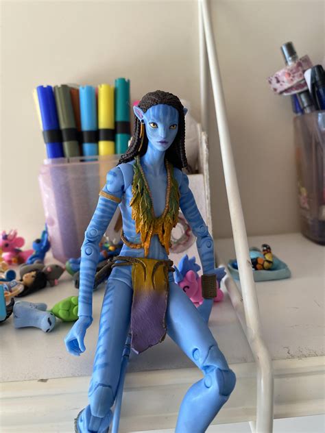 Just a pic of Neytiri sitting on my shelf : r/Avatar