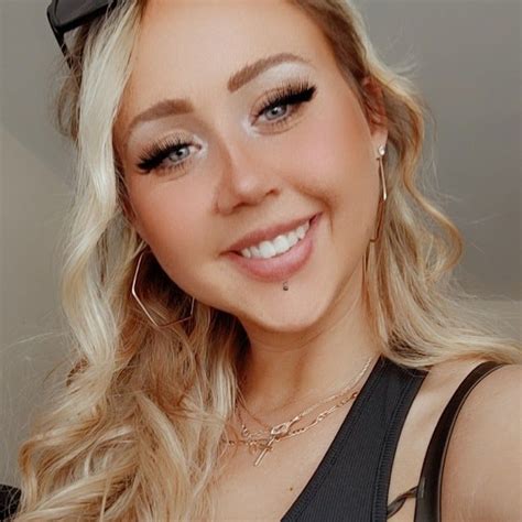 UK Glamour Awards: Babe Channel Nominee - Ashton Rae - Babeshows.COM ...